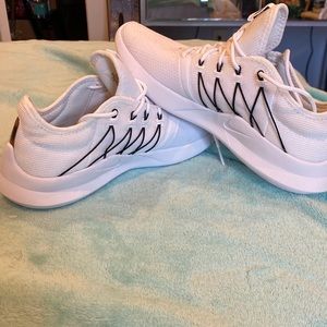 Woman’s Nike shoes size 8